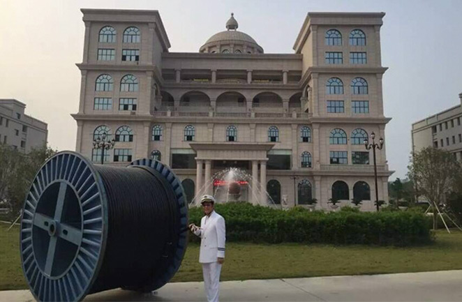 美国华侨市长再次观赏珠江51漫画